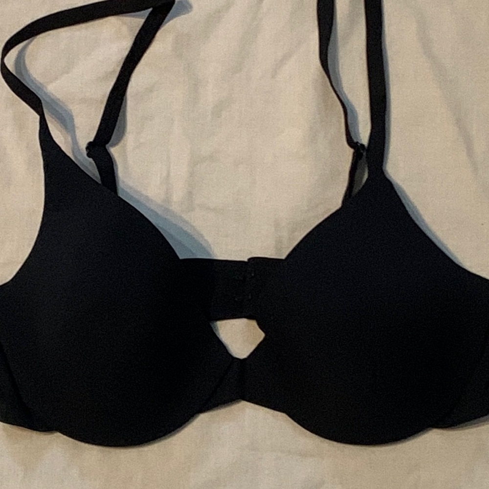NWOT gap body T shirt bra size 34B